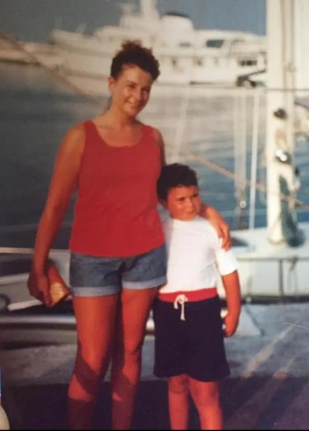 After his crane evacuation in October 2020, his mother Leisa (pictured together when Jason was a child) told MailOnline that her son gained weight after developing some mental health problems.