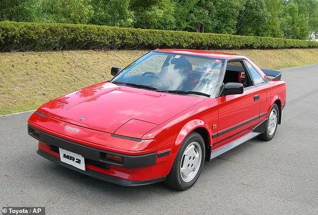 The Toyota MR2 has more owners (3.33 on average), making it the model that changes hands the most