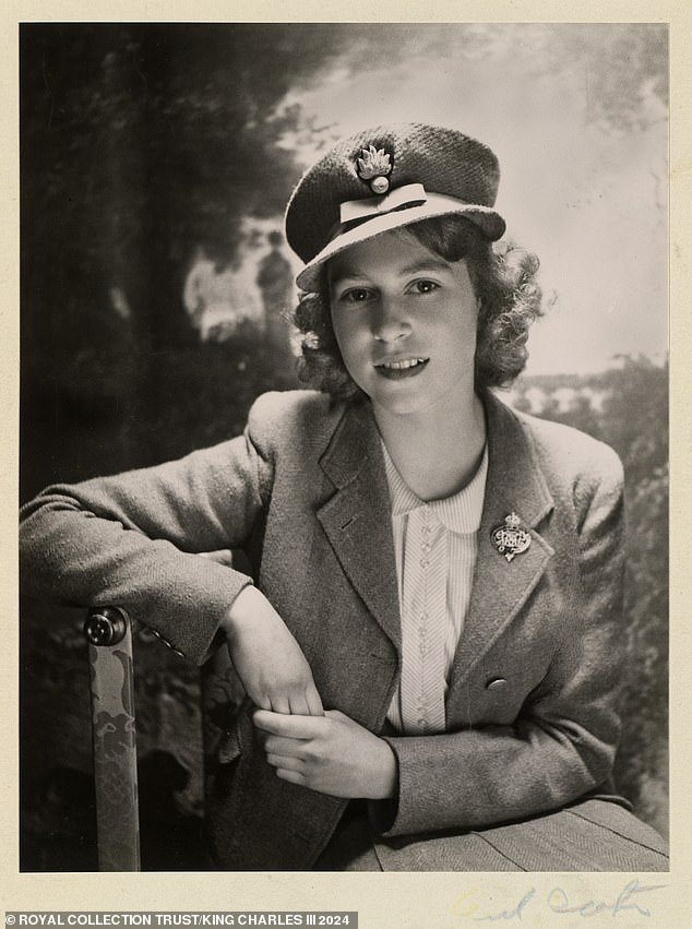 Cecil Beaton took this beautiful photograph of Princess Elizabeth in 1942