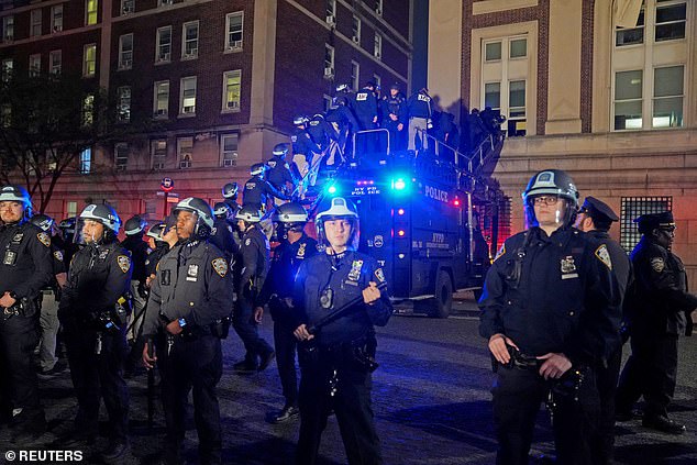 On Tuesday night, New York City police dressed in riot gear burst through the window of Hamilton Hall, which students violently took over earlier that day, to expel dozens of pro-Palestinian protesters.