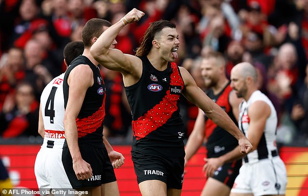 Essendon's Sam Draper apologized after making derogatory comments on podcast