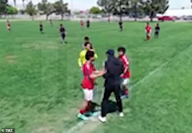 An opposition player told police he pushed Wynalda (C) after they clashed.