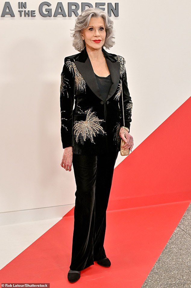 Fonda turned heads in a fitted black velvet blazer that had shiny gold embellishments embroidered throughout the material.