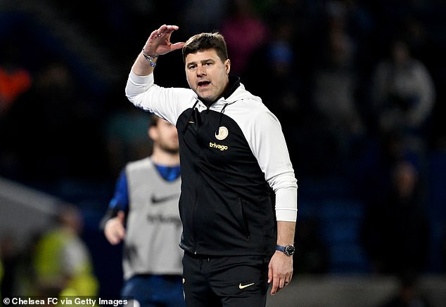 Mauricio Pochettino has been criticized by Chelsea fans for his comments about Tottenham