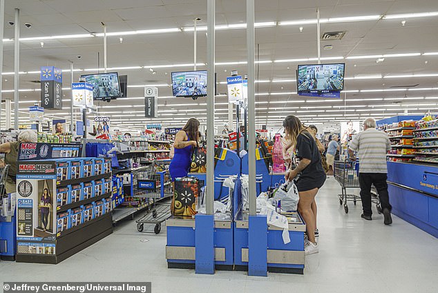 Walmart has decided to eliminate self-checkout lines in some of its stores and many shoppers are delighted with the decision.