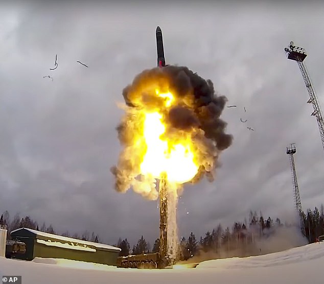 Yars ICBM launched from airfield during military exercises in Russia