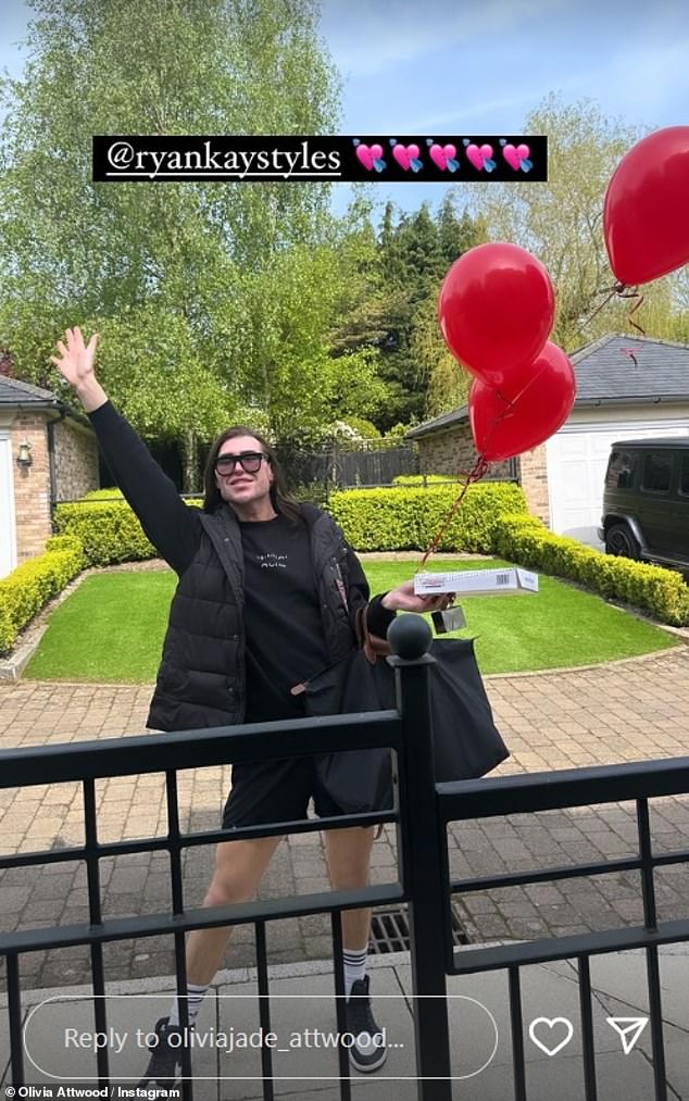 She also shared a photo of Ryan showing up at her house this morning armed with red balloons to mark the celebrations.