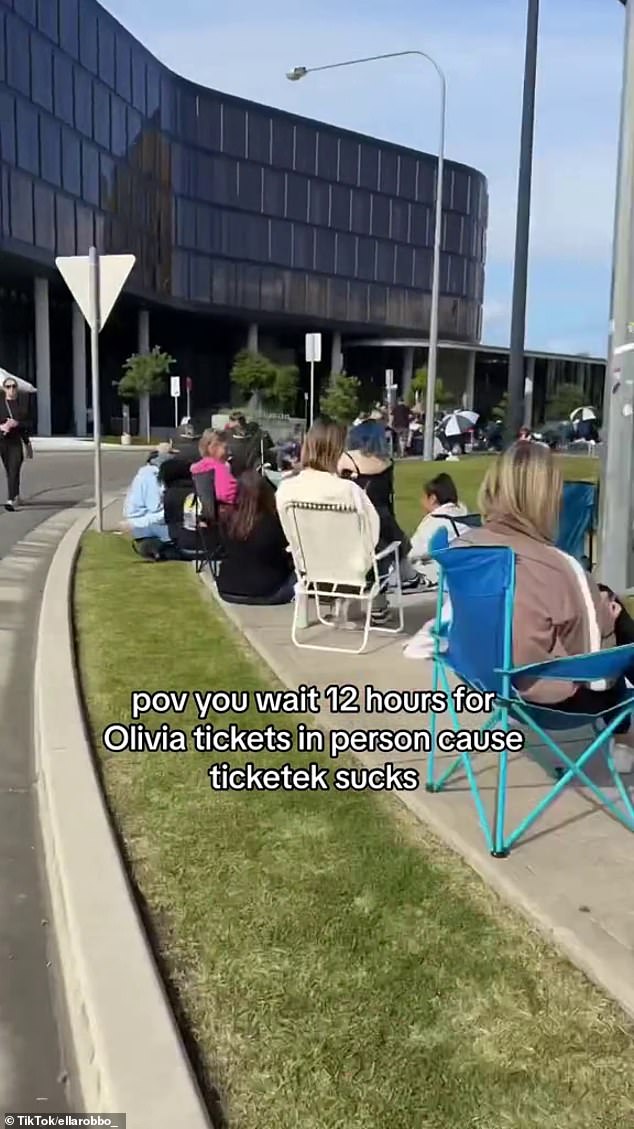 One megafan took to TikTok on Thursday to reveal that they had spent 12 hours queuing at the Ticketek box office in Sydney to get their tickets (queue shown in photo).