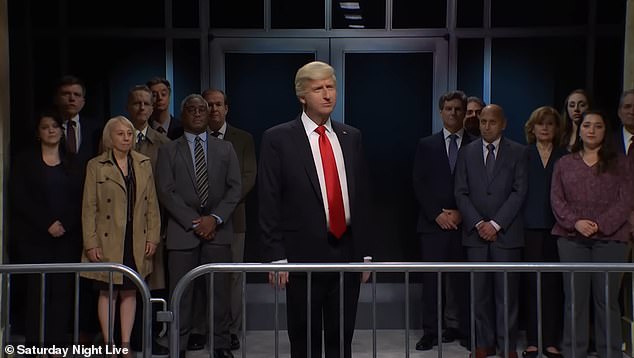 James Austin Johnson Playing Trump on the Manhattan Court at SNL Cold Open