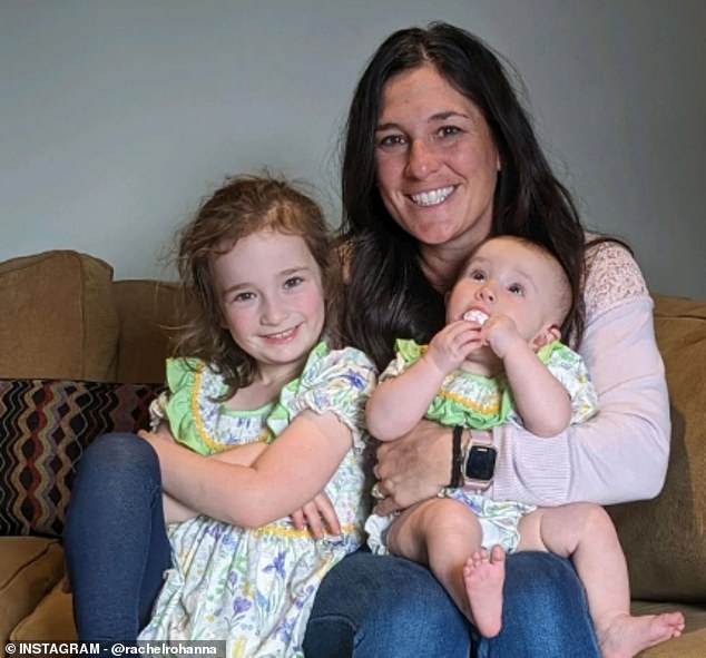 The 45- to 50-minute wait to play the par-3 hole gave Rohanna time to see her family.