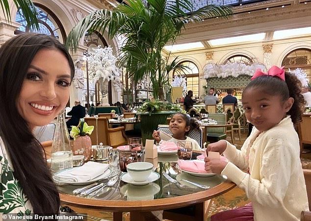 Vanessa took to Instagram on Sunday to share snaps and videos from her New York holiday with Bianka, seven, and Capri, four.