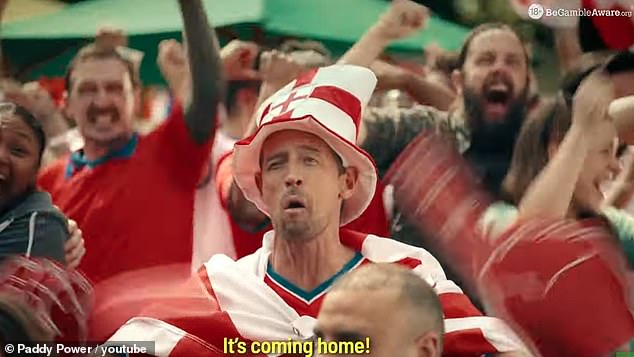 He was joined in the commercial by former England player Peter Crouch, 43.