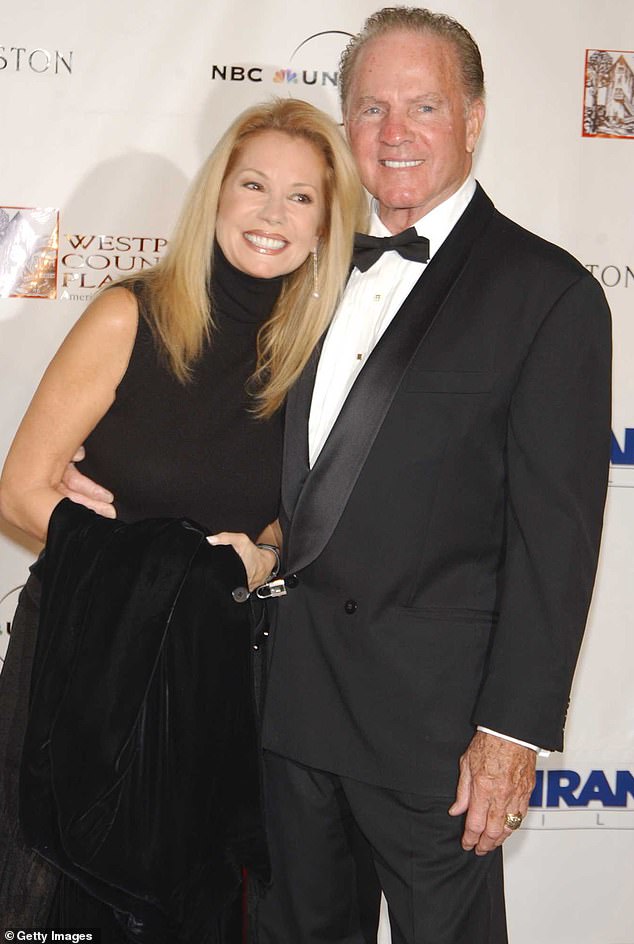 Frank, a former NFL player and sportscaster (seen with Kathie in 2004), died in 2015 of natural causes at age 84.