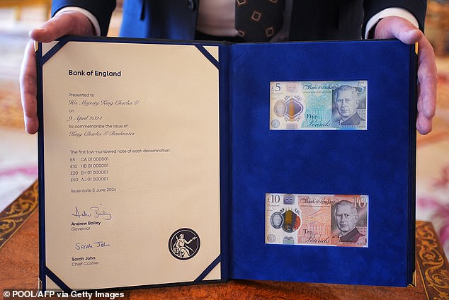 The first new banknotes presented to King Charles on April 9