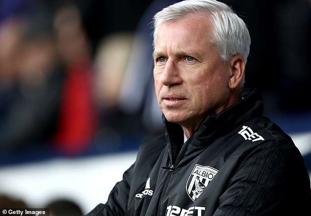 1717573198 787 Alan Pardew denies talks over a first job in English