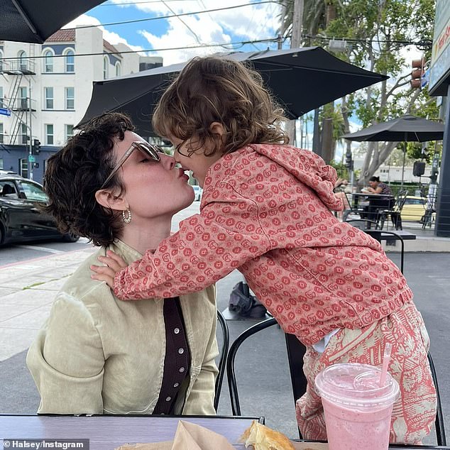 Halsey is also mother to her son Ender, who will turn three next July. She shares the little one with her ex, Alev Aydin.