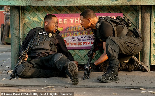 The film follows the story of two police officers who rebel to defend the city of Miami.