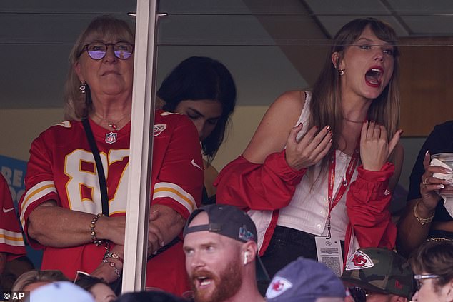 Taylor seen with Donna Kelce, Travis' mother, in a box at Arrowhead Stadium