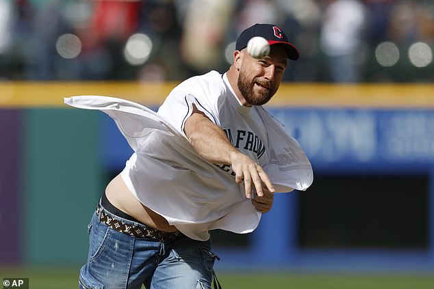 Kelce previously threw a woeful first pitch for the Cleveland Guardians in 2023.