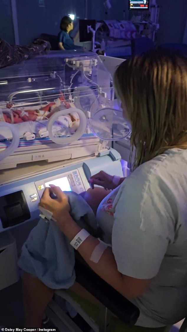 'What a bloody week...' began her publication along with a video of the mother and baby in the Neonatal Intensive Care Unit.