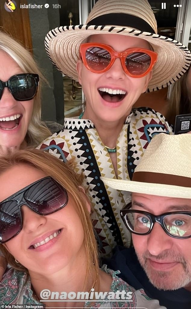 The 48-year-old Australian actress also shared photos with Naomi as they enjoyed the sights of Mexico for another day.