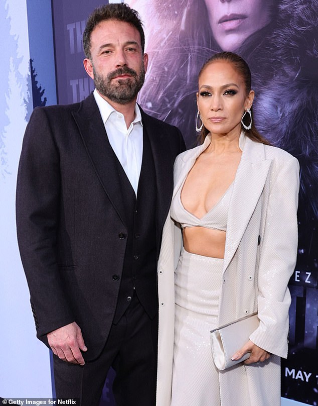 1718116995 655 Jennifer Lopez and Ben Affleck have FOUR HOUR meeting at