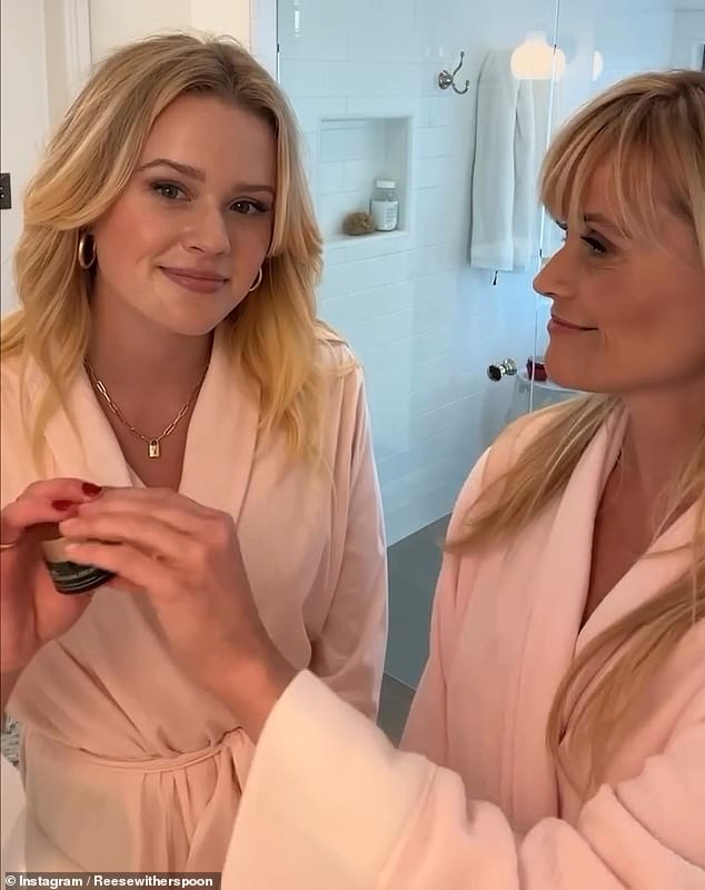 The Legally Blonde alum tries to give her daughter a skincare product, but the model drops it, causing another laugh.