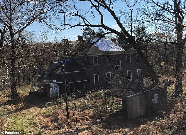 Beyond being a key refuge on the Underground Railroad, the mansion was the home of Washington Hood, the son of John Hood and his wife Elizabeth. Washington Hood served in the US Army alongside Robert E. Lee, who would later become commander of the Confederate Army.