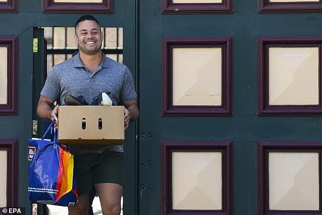 A smiling Hayne leaves Cooma Prison in February 2022 after his successful appeal against his first sexual assault conviction.