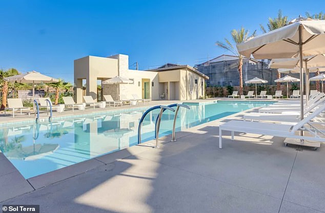 Tenants can meet each other at the community pool, clubhouse and landscaped parks.