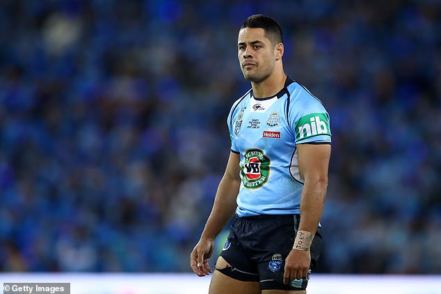 During his playing days, Hayne was a winger, winger and revolutionary center who played representative football for New South Wales and Australia.