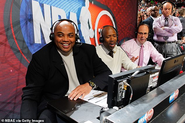 TNT analysts Charles Barkley, Kenny Smith and Ernie Johnson speak on camera in 2010