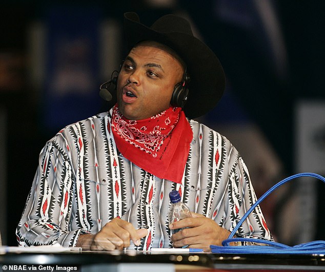 Charles Barkley, dressed in his Texas suit for a broadcast during the 2006 season.