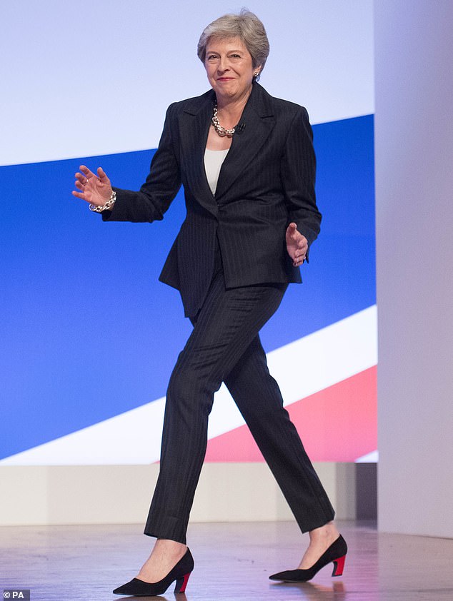 Susan's extravagant moves reminded fans of Theresa's robot dance in 2018, on stage for her keynote speech at the Conservative Party's annual conference.