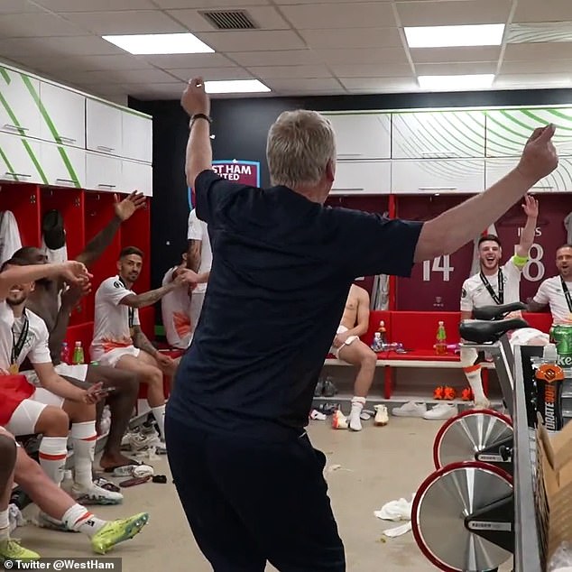 Moyes was pictured singing alongside his Hammers players after the game in Prague.