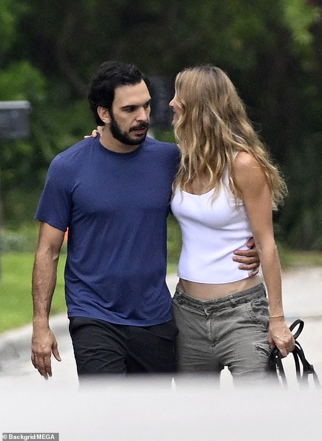 1718554372 119 Gisele Bundchen and Joaquim Valente are going strong The couple