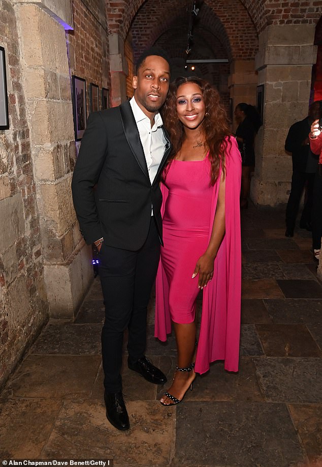 Alexandra posed for a photo with Academy Award star Lemar, who also stars in the production as Curtis Jackson.