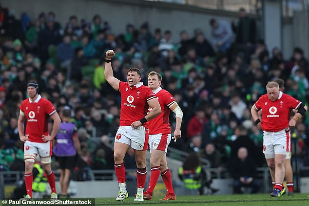 Gatland has named a young team to face the Springboks this Saturday at Twickenham