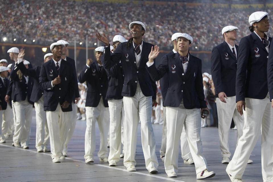 Opening Ceremony: 2008 Summer Olympics: Team USA basketball player Lisa Leslie with a delegation during the procession of athletes at the National Stadium. Beijing, China 8/8/2008 CREDIT: Al Tielemans (Photo by Al Tielemans /Sports Illustrated via Getty Images) (Set number: X80869 TK1 R2 F167)