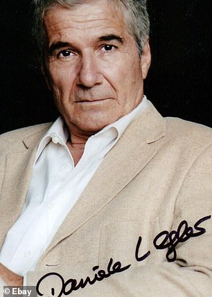 A signed photo of the actor.