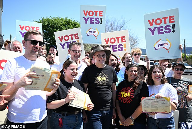 The Yes camp had difficulty winning over Australians who felt there was not enough detail in the proposal.