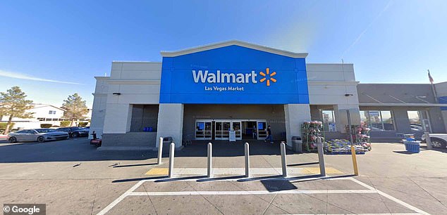 Ms. Bosa-Edwards said Walmart employees did not respond to her repeated calls and eventually brought the dead mouse back to the store.