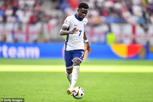 Bukayo Saka (centre) lacked energy in the press and did not show the same level of offensive threat that he had shown against Serbia.