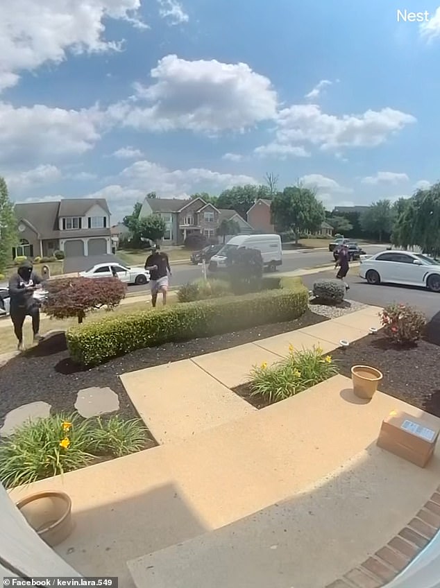 He drops the object on the door and the two porch pirates are seen getting out of their cars and running towards the door.