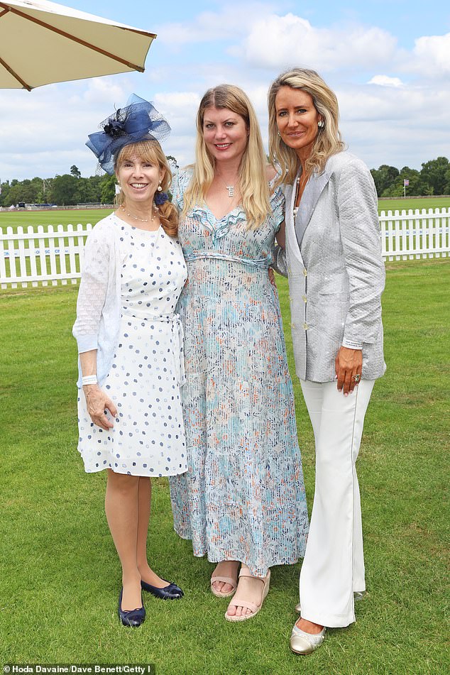 Julia Verdin, Meredith Ostrom and Lady Victoria appeared in high spirits as they posed up a storm.