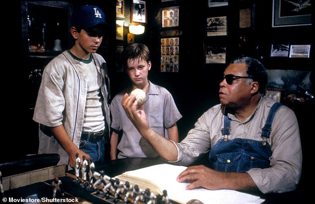 Mike Vitar, Guiry and James Earl Jones were photographed in a scene from the famous 1993 film.