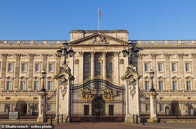 The incident took place at the gates of Buckingham Palace. The area is a known hotspot for pickpockets, and tourists are often warned to be careful with their belongings when in the area.