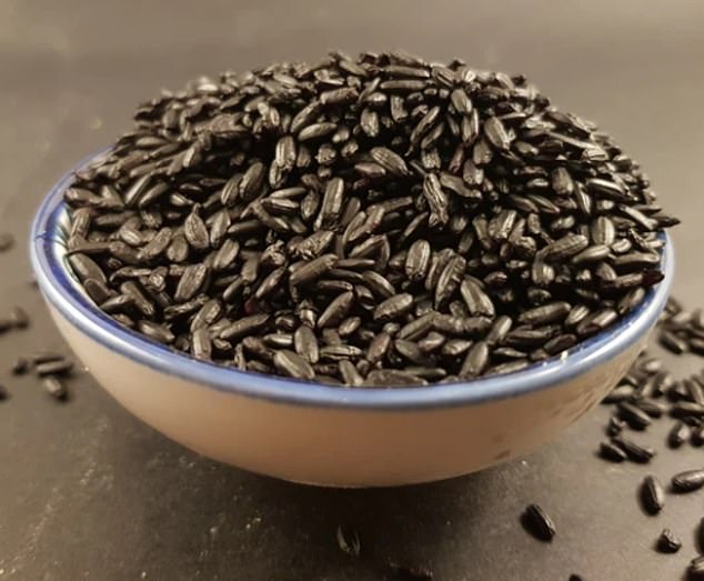 Bulk wild rice is one of the special gluten-free products offered by Suntralis.