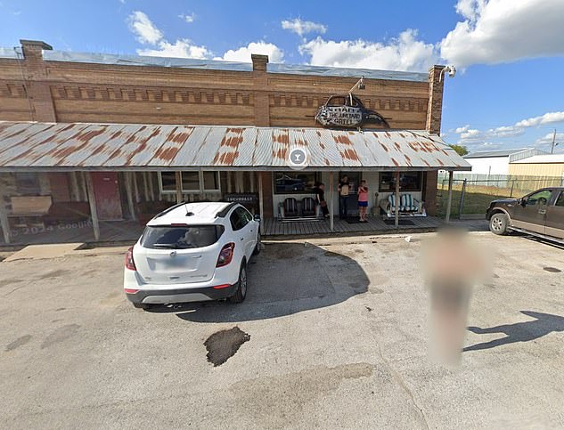 Google Maps initially only blurred the woman's face, but then blurred her entire body.