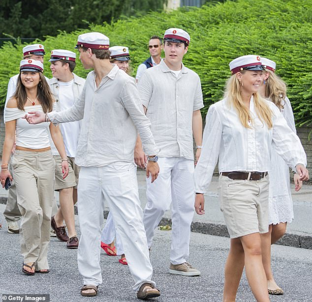 Crown Prince Christian took part in a graduation parade this afternoon, as part of Danish tradition.